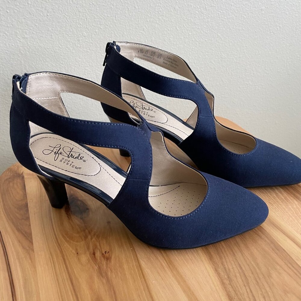 Life Stride Giovanna 2 Blue Heels Size 8.5W